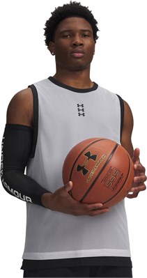 {{productViewItem.photos[photoViewList.activeNavIndex].Alt || productViewItem.photos[photoViewList.activeNavIndex].Description || 'Under Armour Майка UA Hoops 695 Tank'}}