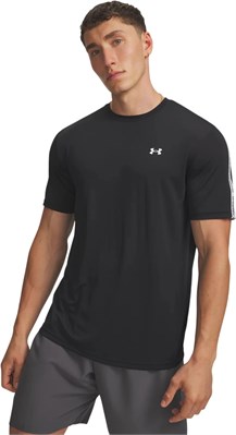 {{productViewItem.photos[photoViewList.activeNavIndex].Alt || productViewItem.photos[photoViewList.activeNavIndex].Description || 'Under Armour Футболка UA Tech Taping SS'}}