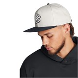Кепка UA Curry Flatbrim Snapback 1383487-114-1