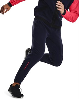 {{productViewItem.photos[photoViewList.activeNavIndex].Alt || productViewItem.photos[photoViewList.activeNavIndex].Description || 'Under Armour Брюки Rush Fleece Pant'}}