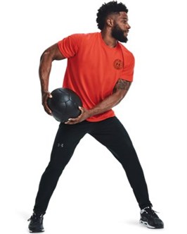 {{productViewItem.photos[photoViewList.activeNavIndex].Alt || productViewItem.photos[photoViewList.activeNavIndex].Description || 'UA UnstoppableTapered Pants'}}