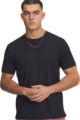 {{productViewItem.photos[photoViewList.activeNavIndex].Alt || productViewItem.photos[photoViewList.activeNavIndex].Description || 'Under Armour Футболка Pjt Rck Iso Chill SS'}}