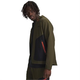 {{productViewItem.photos[photoViewList.activeNavIndex].Alt || productViewItem.photos[photoViewList.activeNavIndex].Description || 'Ветровка UA UNSTOPPABLE JKT'}}