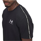 Футболка UA Icon HWT Tee Taping 1390300-001-1